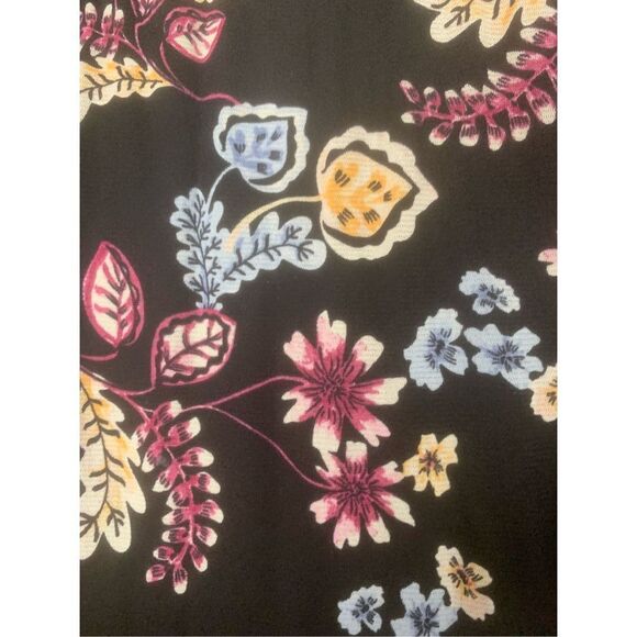 Floral Bell Sleeve Blouse - Picture 6 of 8